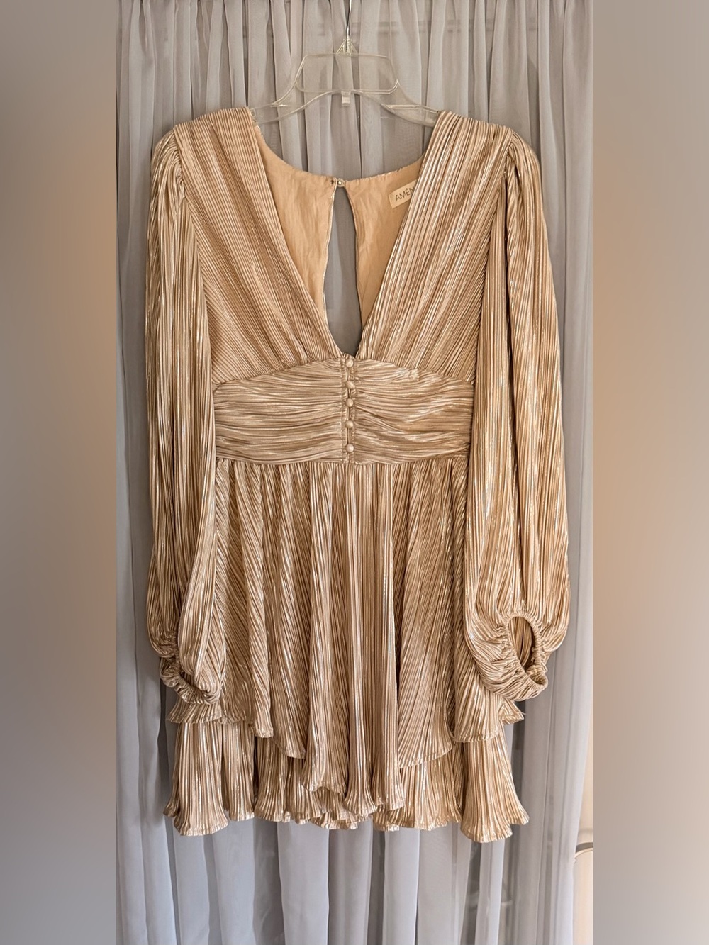 Amenah Elegant Champagne Pleated V-Neck Long Sleeve Mini Dress Size Small